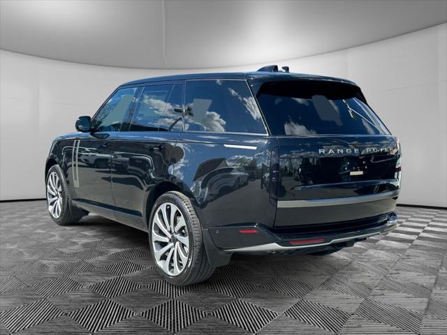2026 Land Rover Range Rover P530 SE