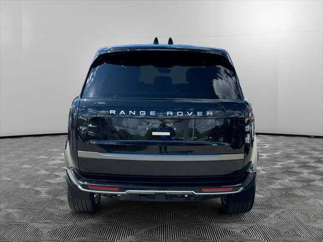 2026 Land Rover Range Rover P530 SE