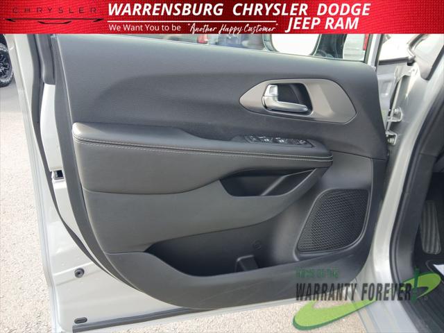 2026 Chrysler Voyager LX