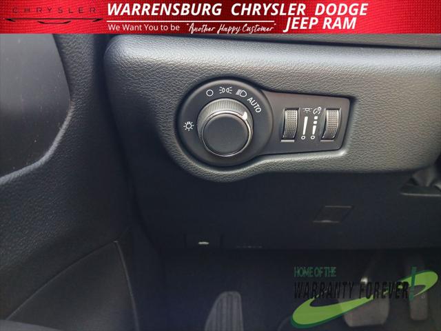 2026 Chrysler Voyager LX