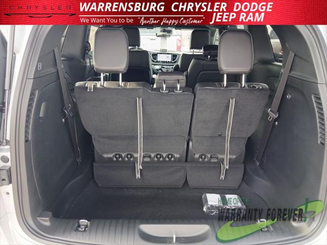 2026 Chrysler Voyager LX