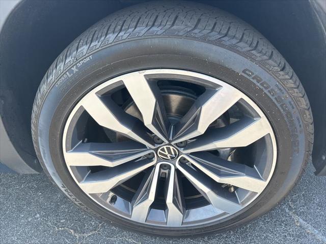 2022 Volkswagen Atlas 3.6L V6 SEL Premium R-Line