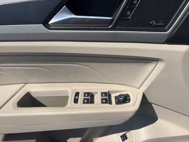 2022 Volkswagen Atlas 3.6L V6 SEL Premium R-Line