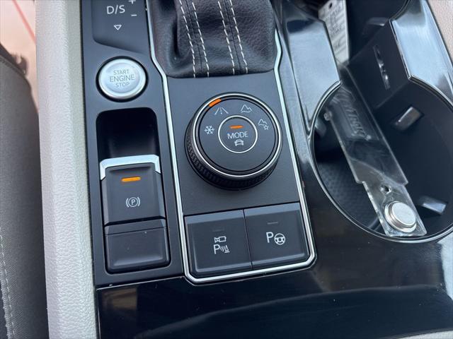 2022 Volkswagen Atlas 3.6L V6 SEL Premium R-Line