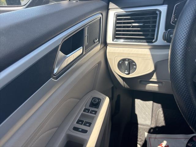 2022 Volkswagen Atlas 3.6L V6 SEL Premium R-Line