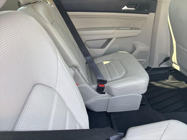 2022 Volkswagen Atlas 3.6L V6 SEL Premium R-Line