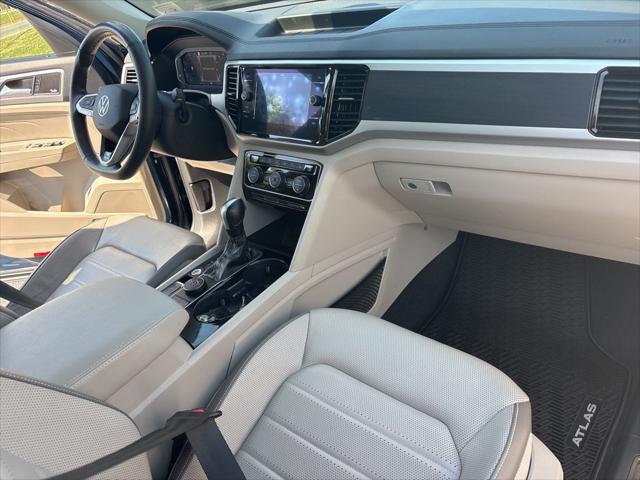 2022 Volkswagen Atlas 3.6L V6 SEL Premium R-Line