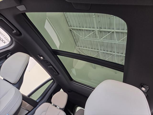 2026 Volvo XC90 Plus, B6 AWD Gas (mild hybrid), Gasoline, Bright, 7 Seats