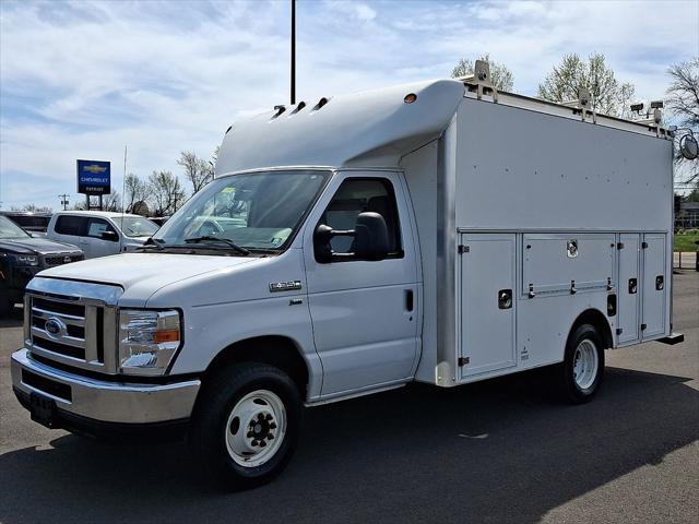 2019 Ford E-350 Cutaway Base