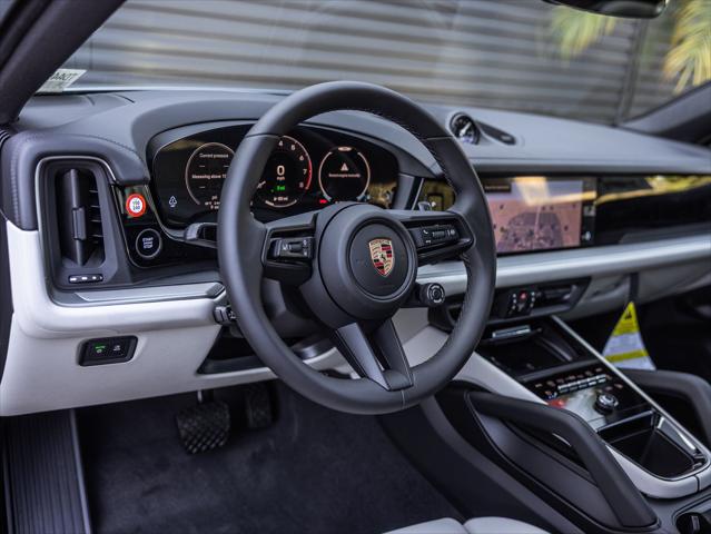 2026 Porsche Cayenne E-Hybrid Unknown
