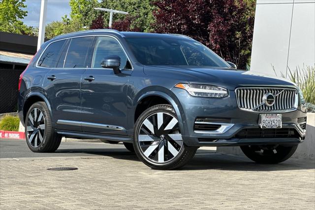 2023 Volvo XC90 Recharge T8 Ultimate Bright Theme 7-Seater