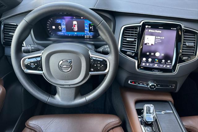 2023 Volvo XC90 Recharge T8 Ultimate Bright Theme 7-Seater