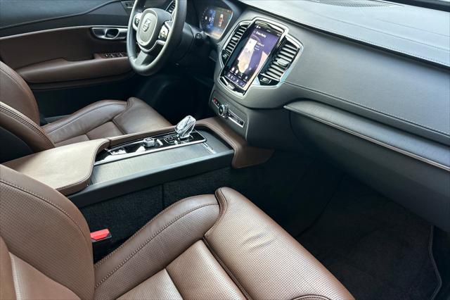 2023 Volvo XC90 Recharge T8 Ultimate Bright Theme 7-Seater