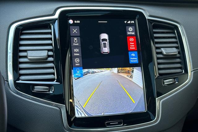 2023 Volvo XC90 Recharge T8 Ultimate Bright Theme 7-Seater