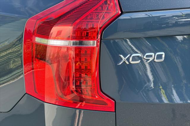 2023 Volvo XC90 Recharge T8 Ultimate Bright Theme 7-Seater
