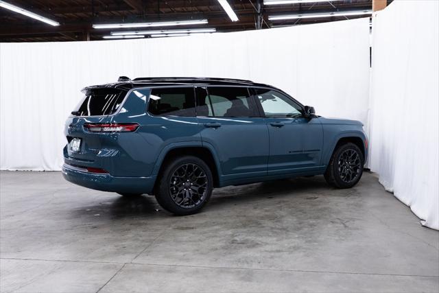 2026 Jeep Grand Cherokee L Summit 4x4
