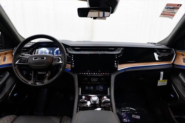 2026 Jeep Grand Cherokee L Summit 4x4