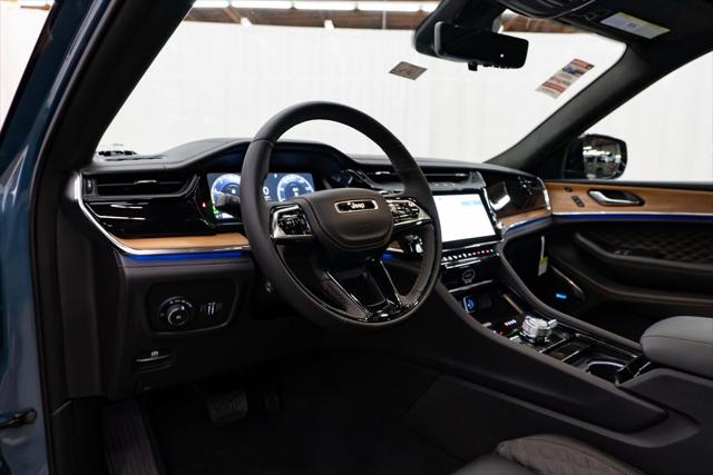 2026 Jeep Grand Cherokee L Summit 4x4