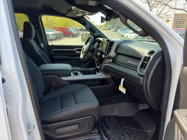 2026 Ram 1500 Big Horn Crew Cab 4x4 64 Box