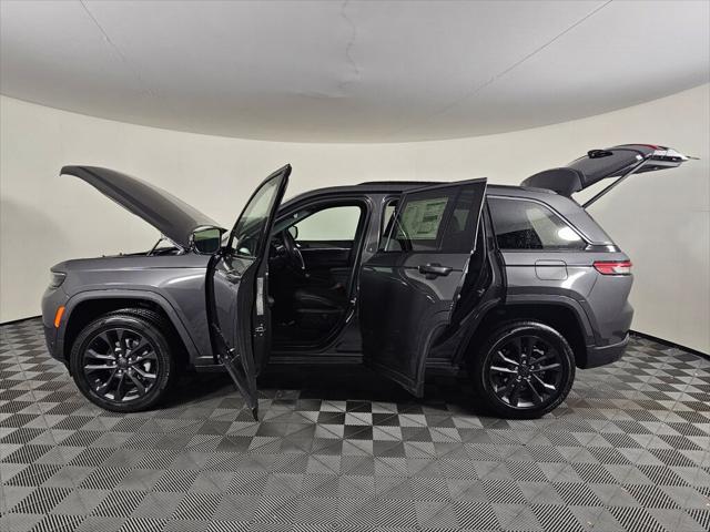 2026 Jeep Grand Cherokee Limited Reserve