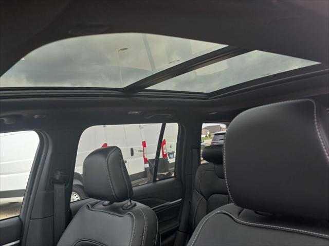 2026 Jeep Grand Cherokee GRAND CHEROKEE LIMITED RESERVE 4X4