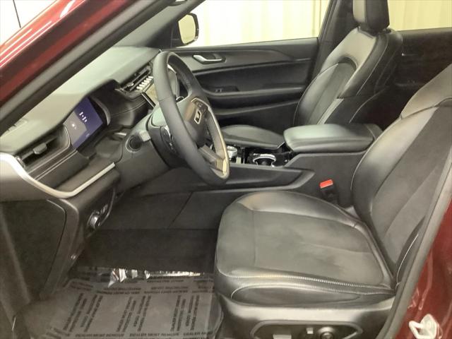 2023 Jeep Grand Cherokee L Altitude 4x4