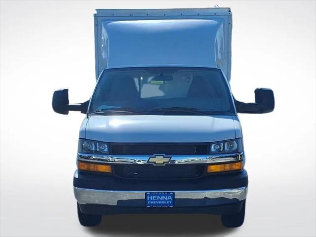 2025 Chevrolet Express Cutaway Work Van