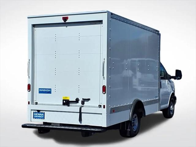 2025 Chevrolet Express Cutaway Work Van