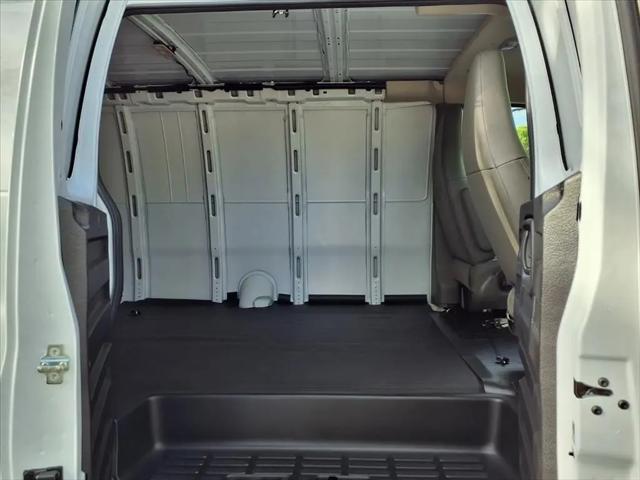 2026 Chevrolet Express Cargo Van 2500 Extended Wheelbase, WT, RWD