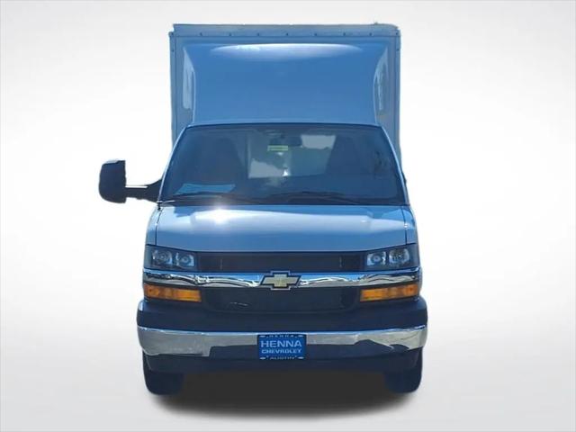 2025 Chevrolet Express Cutaway Work Van