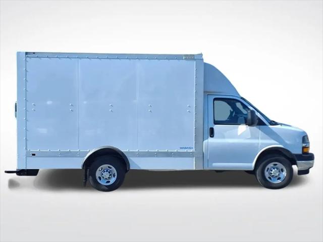 2025 Chevrolet Express Cutaway Work Van