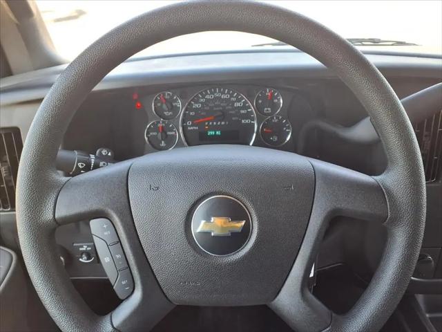 2025 Chevrolet Express Cutaway Work Van