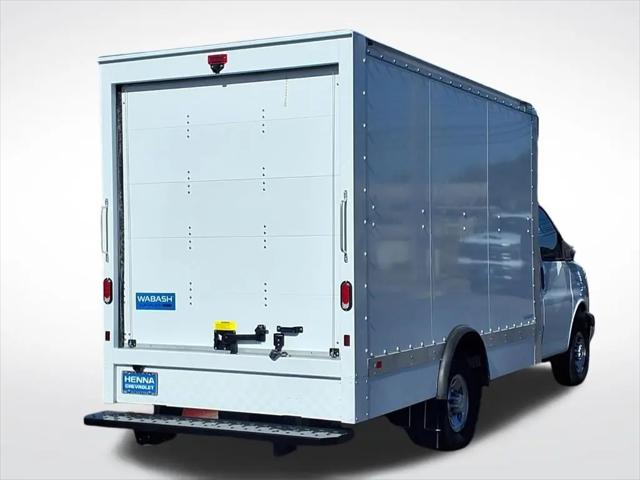 2025 Chevrolet Express Cutaway Work Van