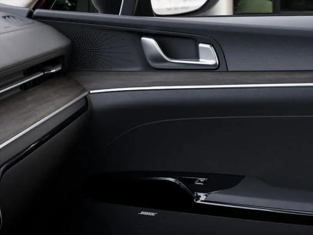 2025 Kia K5 EX
