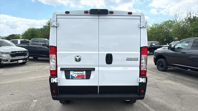 2026 Ram ProMaster Cargo Van Tradesman Low Roof 136" WB w/Pass Seat
