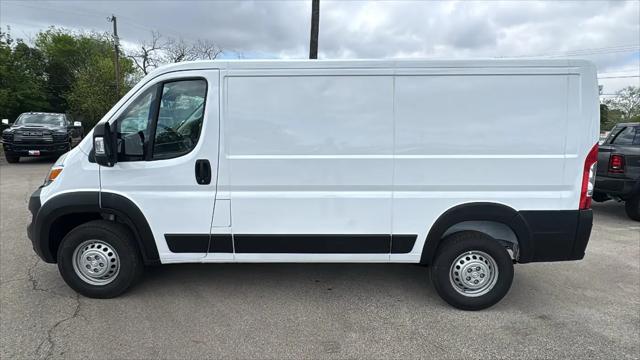 2026 Ram ProMaster Cargo Van Tradesman Low Roof 136" WB w/Pass Seat