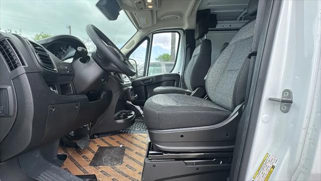 2026 Ram ProMaster Cargo Van Tradesman Low Roof 136" WB w/Pass Seat