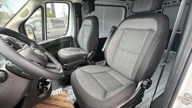 2026 Ram ProMaster Cargo Van Tradesman Low Roof 136" WB w/Pass Seat