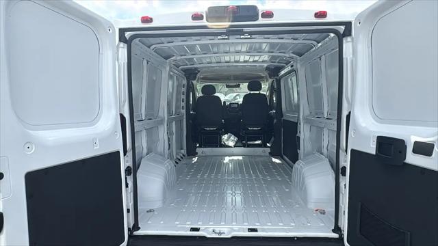 2026 Ram ProMaster Cargo Van Tradesman Low Roof 136" WB w/Pass Seat