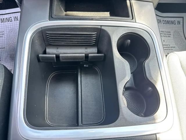 2023 Ram 1500 Classic SLT Crew Cab 4x4 5'7" Box