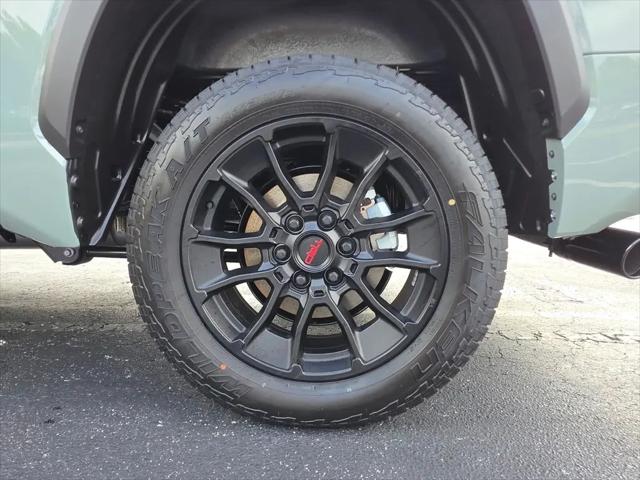 2026 Toyota Tundra SR5 CrewMax 5.5' Bed