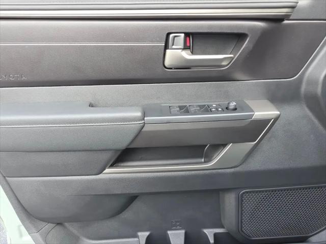 2026 Toyota Tundra SR5 CrewMax 5.5' Bed