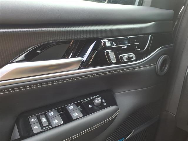 2026 Jeep Grand Wagoneer L Summit Obsidian 4x4