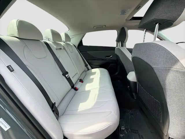 2026 Hyundai Elantra Hybrid Limited