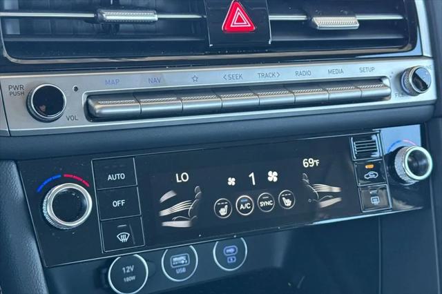 2026 Genesis G70 2.5T RWD