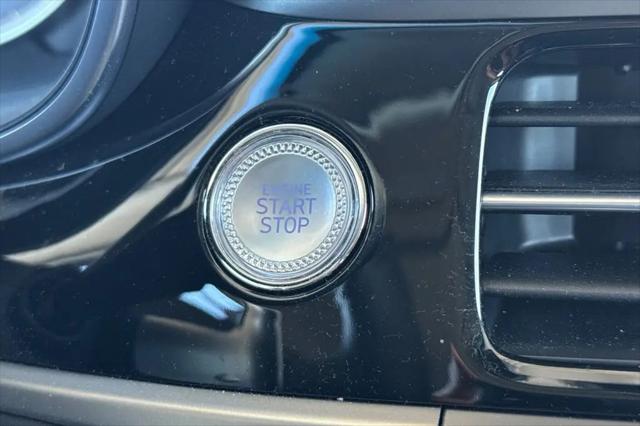 2026 Genesis G70 2.5T RWD