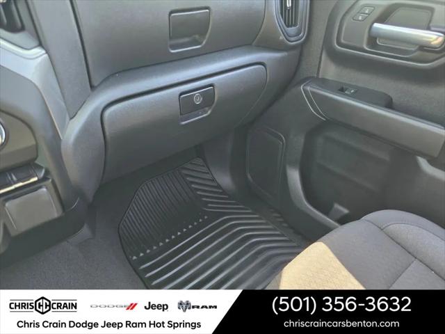 2025 Chevrolet Silverado 1500 4WD Crew Cab Short Bed Custom Trail Boss
