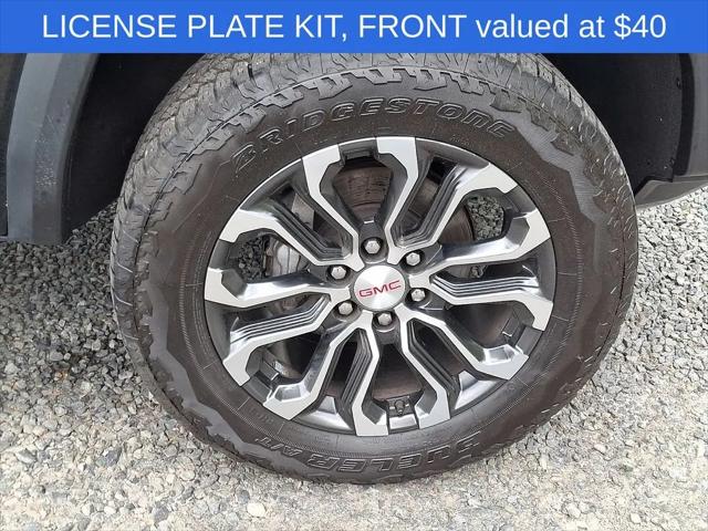 2023 GMC Canyon 4WD Crew Cab Short Box Denali