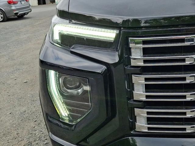2023 GMC Canyon 4WD Crew Cab Short Box Denali