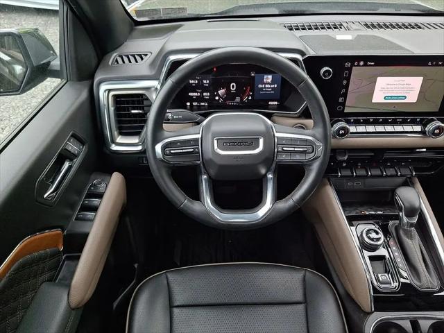 2023 GMC Canyon 4WD Crew Cab Short Box Denali